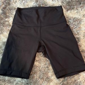 lululemon Wunder Train High-Rise Short - Resale